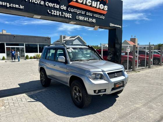 MITSUBISHI PAJERO TR4 2.0 4X4 16V 140CV FLEX 4P AUTOMÁTICO MITSUBISHI PAJERO TR4 2.0 4X4 16V 140CV FLEX 4P AUTOMÁTICO